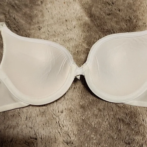 bra - Picture 5 of 6